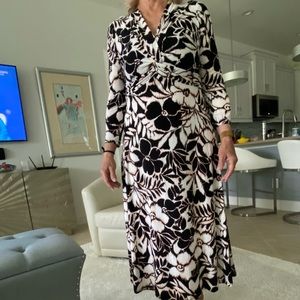 Anne Klein 3/4 length dress